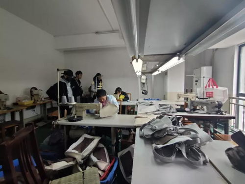 感悟侗鄉(xiāng)文化，把握行業(yè)脈絡(luò)——百色學(xué)院產(chǎn)品設(shè)計(jì)專(zhuān)業(yè)廣西調(diào)研與文化藝術(shù)交流策劃實(shí)踐